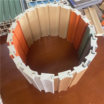 Użu tal-Panew tal-Ħajt Mgħawġ Flessibbli WPC Għall-Kolonna Ċirkolari